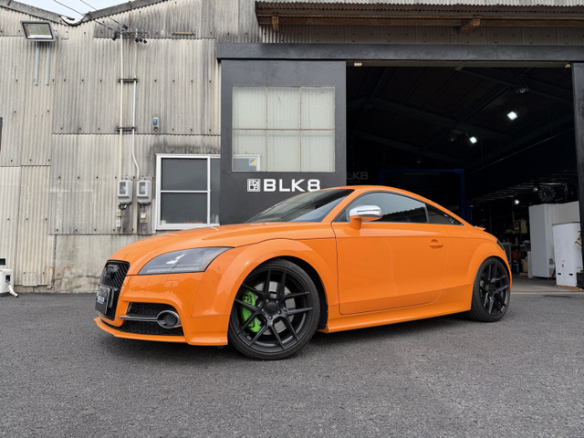 アウディ TTSクーペ 