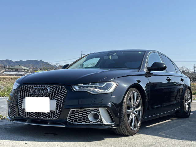 アウディ A6 