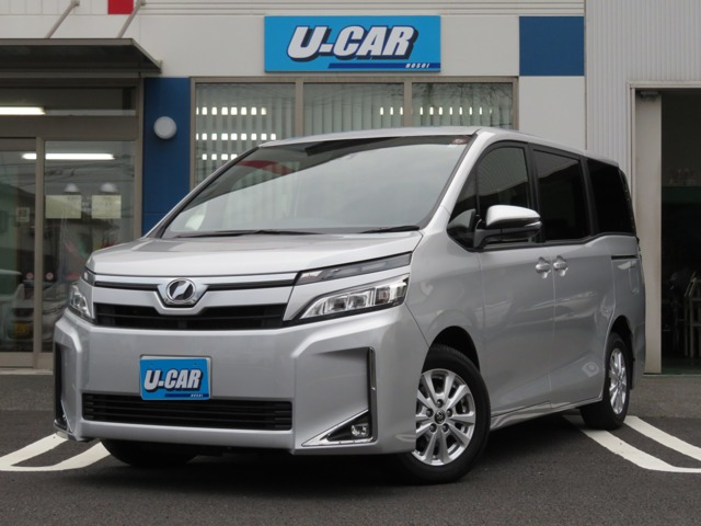 トヨタ ヴォクシー 