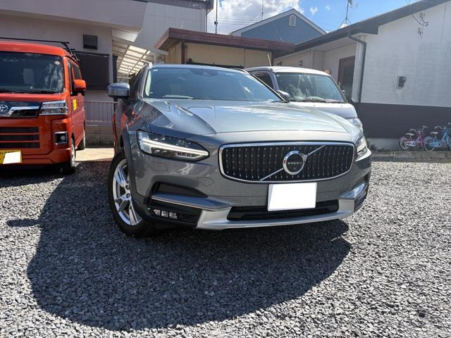 ボルボ V90クロスカントリー 