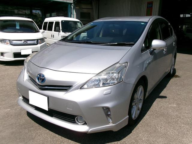トヨタ プリウスα 