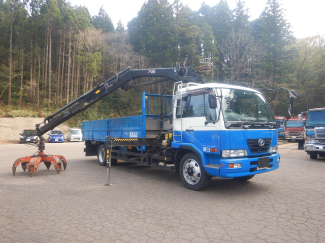 UDトラックス コンドル 