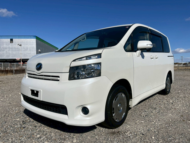 トヨタ ヴォクシー 