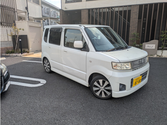 スズキ ワゴンRスティングレー 