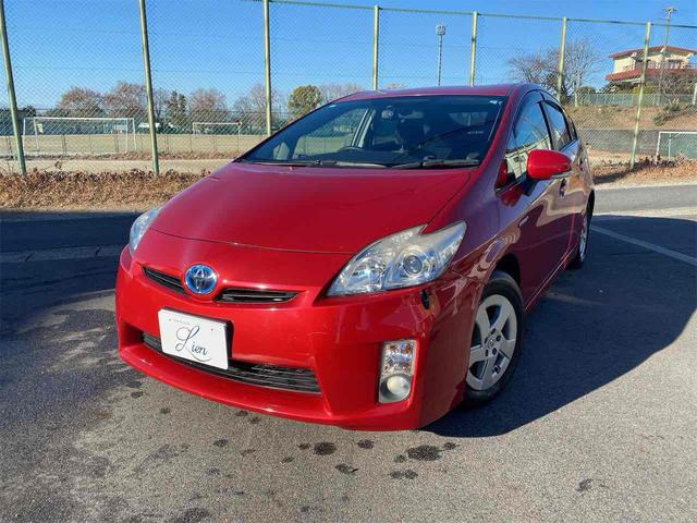 トヨタ プリウス 