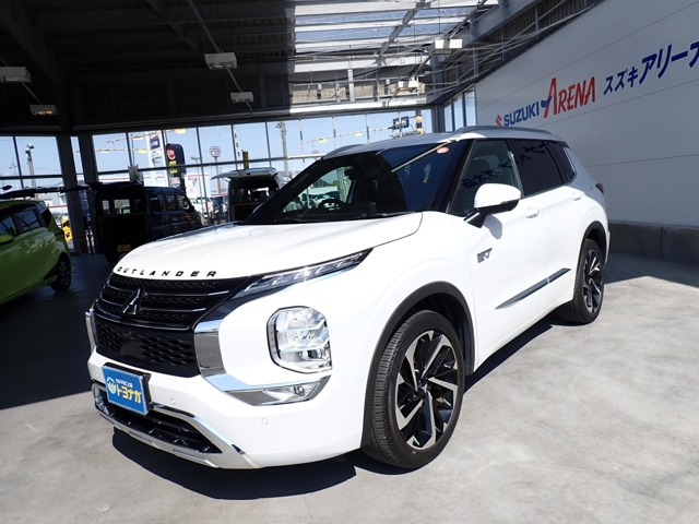 三菱 アウトランダー 
