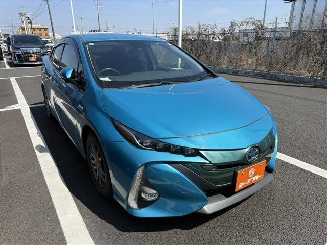 トヨタ プリウスPHV 