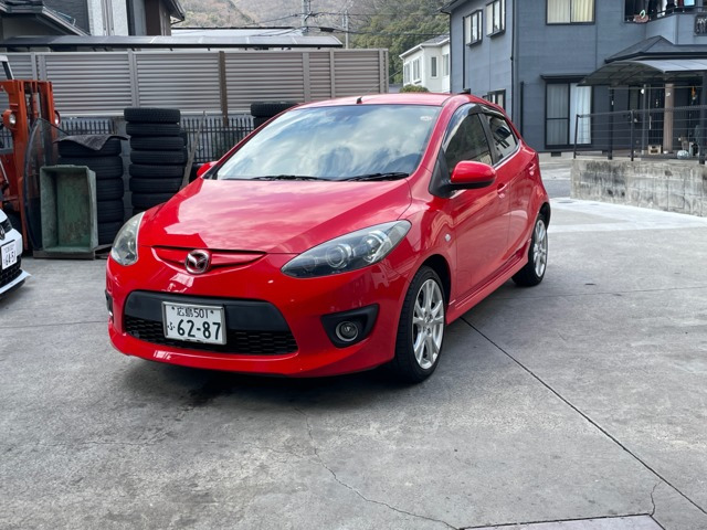 マツダ デミオ 