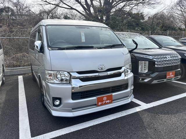 トヨタ ハイエース 