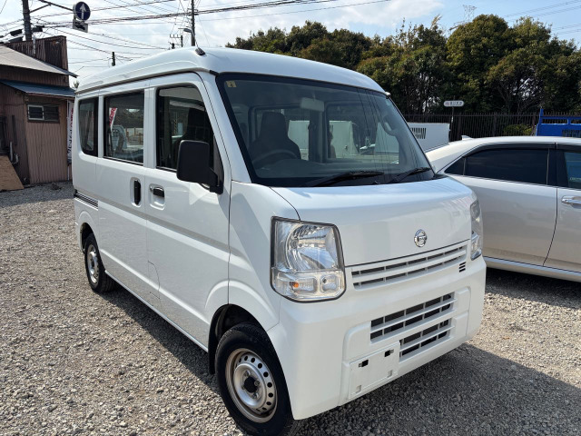 日産 NV100クリッパー 