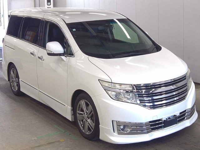 日産 エルグランド 