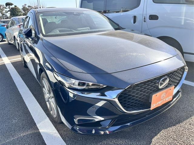 マツダ MAZDA3セダン 