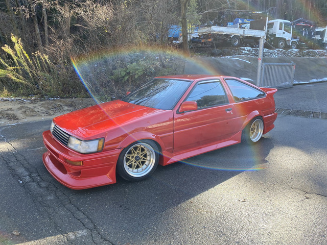 トヨタ カローラレビン 