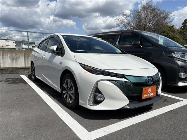 トヨタ プリウスPHV 