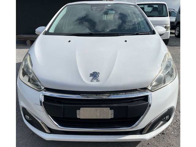 プジョー 208 