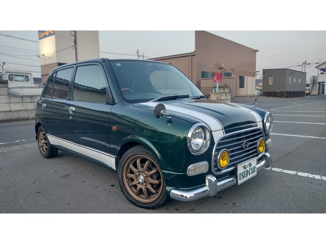 ダイハツ ミラジーノ 