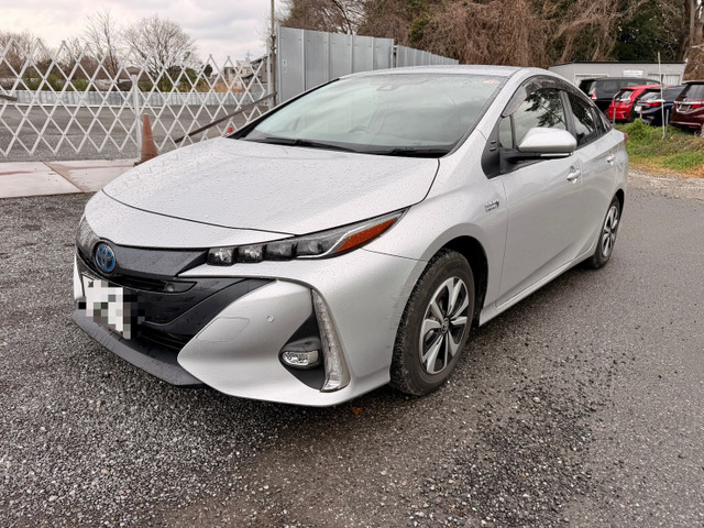 トヨタ プリウスPHV 