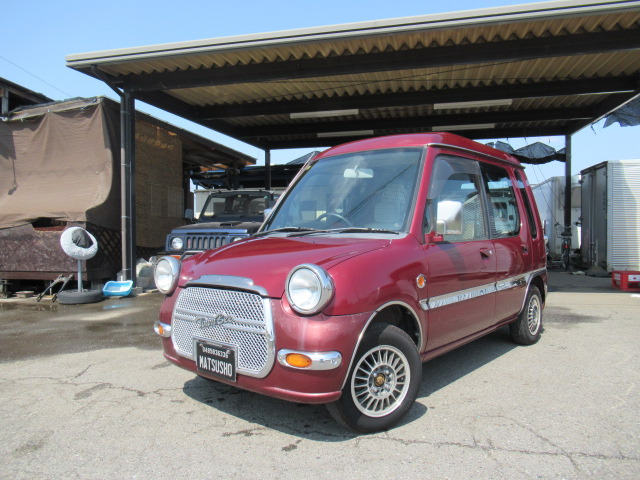 三菱 ミニカトッポタウンビー 