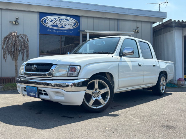 トヨタ ハイラックス 