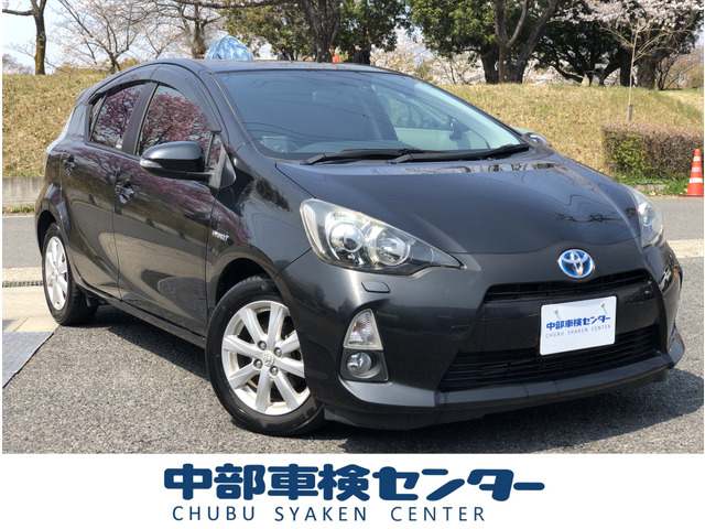 トヨタ アクア 
