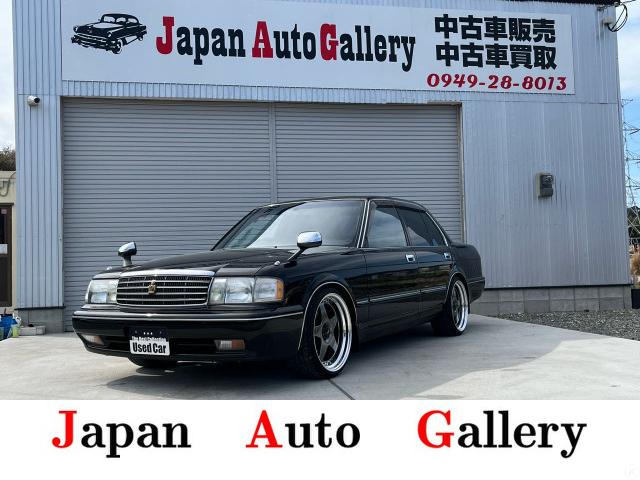 トヨタ クラウンセダン 