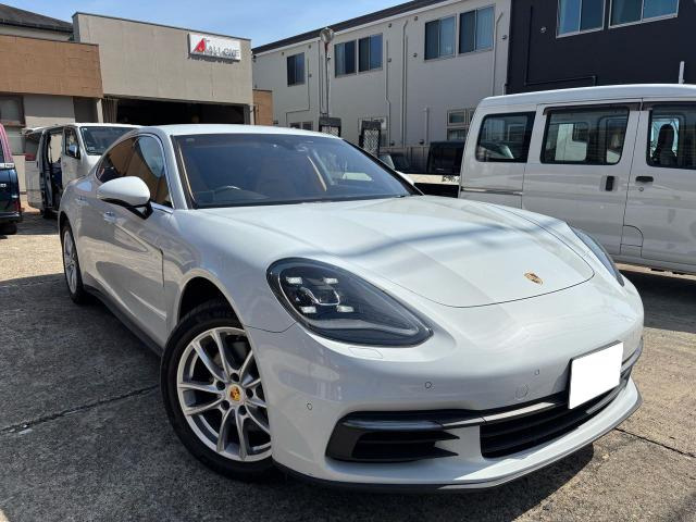 ポルシェ パナメーラ 