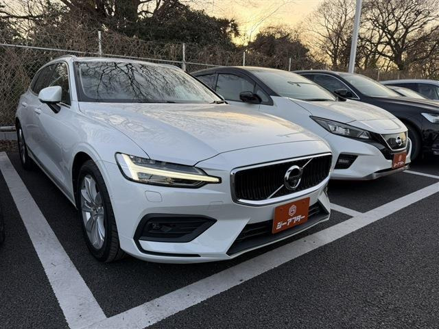 ボルボ V60 