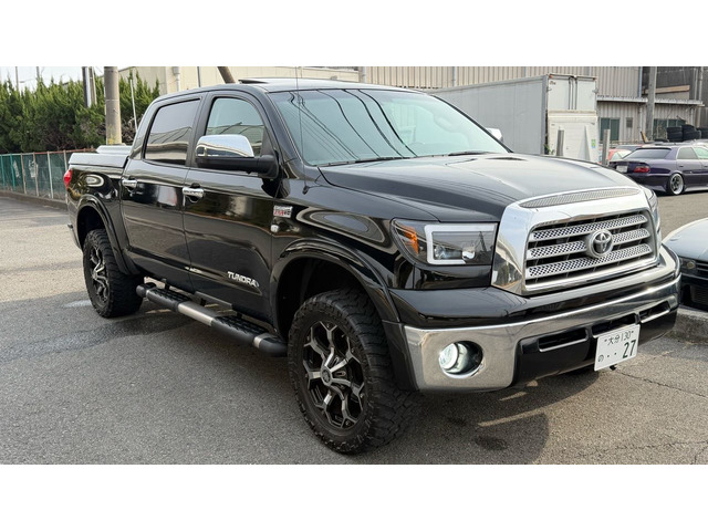 米国トヨタ タンドラ 
