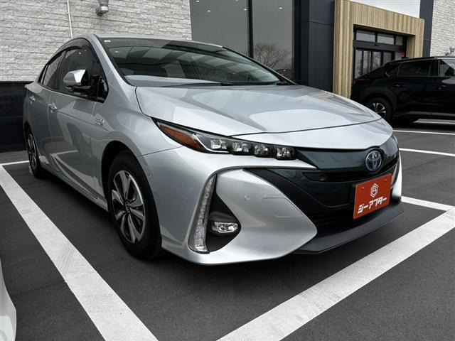 トヨタ プリウスPHV 