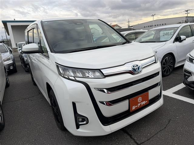 トヨタ ノア 