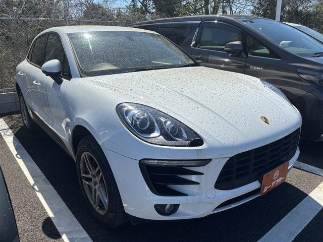 ポルシェ マカン 