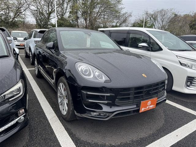 ポルシェ マカン 