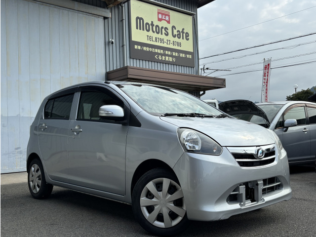 ダイハツ ミライース 