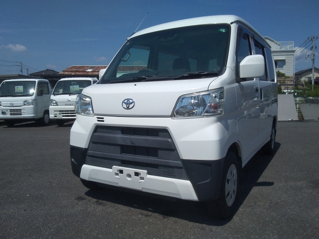 トヨタ ピクシスバン 