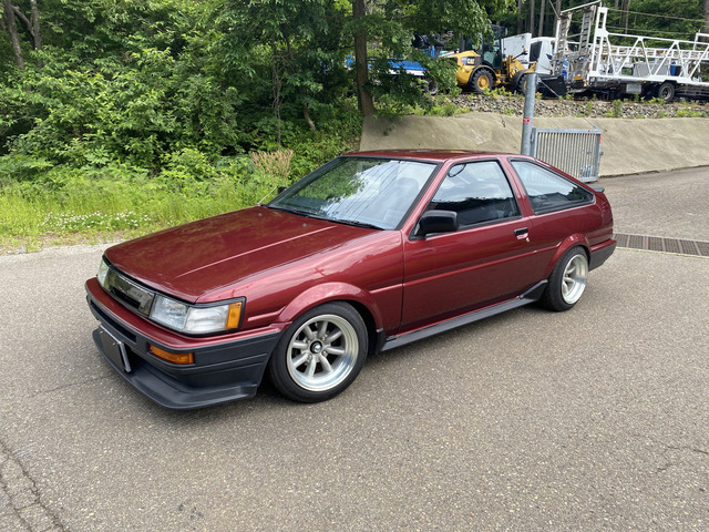 トヨタ カローラレビン 