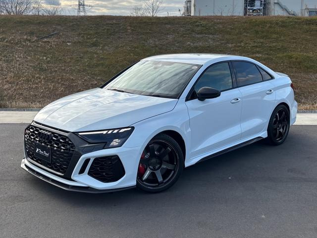 アウディ RS3セダン 