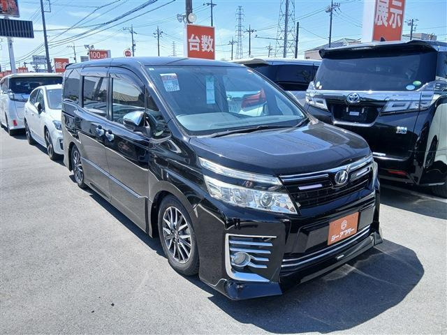 トヨタ ヴォクシー 