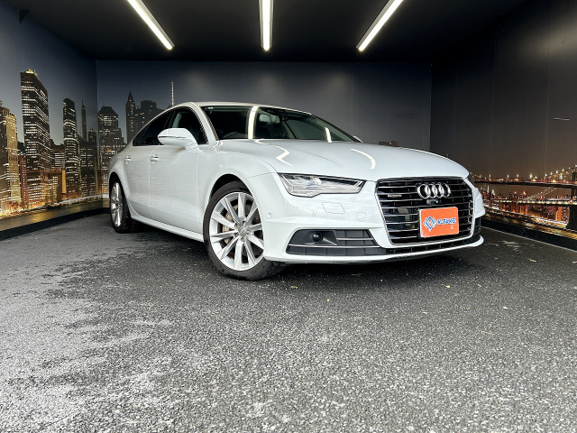 アウディ A7スポーツバック 