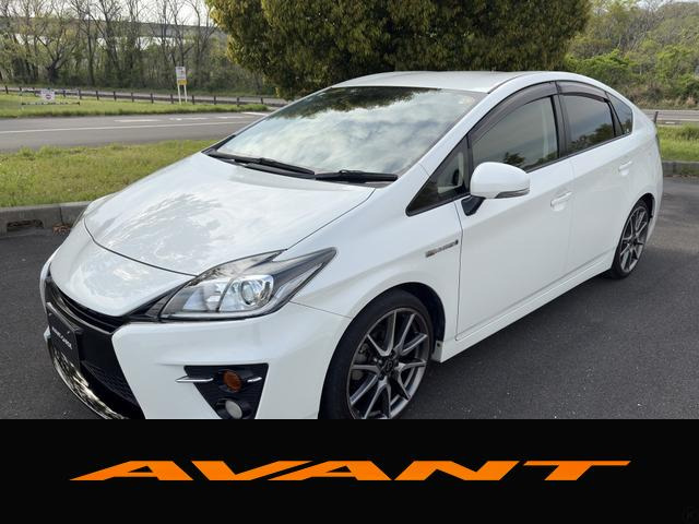 トヨタ プリウス 