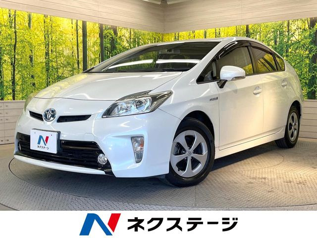 トヨタ プリウス 