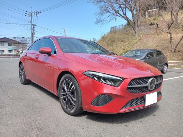 メルセデス・ベンツ Aクラスセダン 