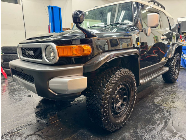 トヨタ FJクルーザー 