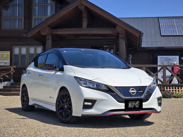 日産 リーフ 