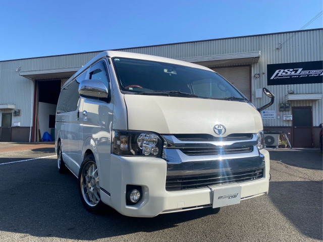 トヨタ レジアスエース 