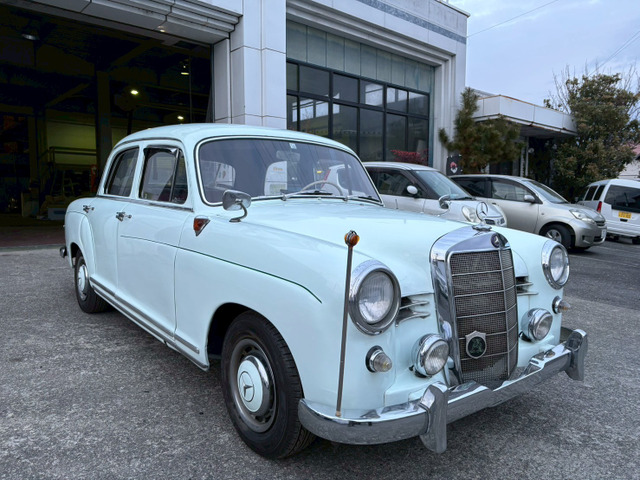 メルセデス・ベンツ ミディアムクラス 