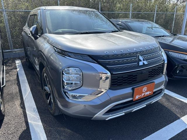 三菱 アウトランダー 