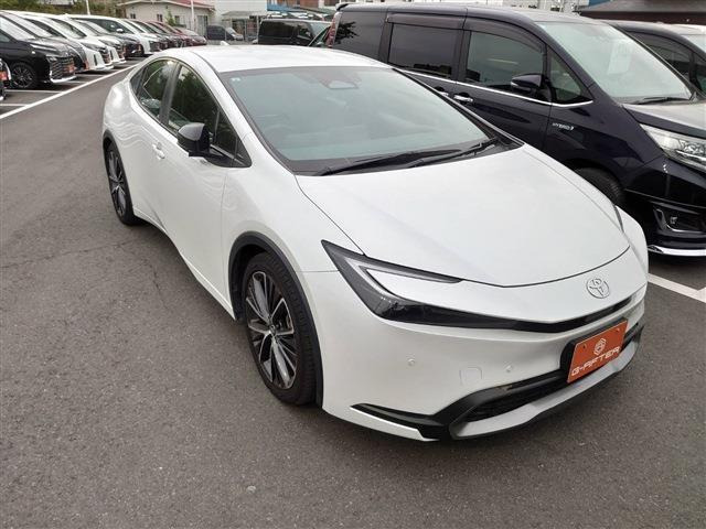 トヨタ プリウス 