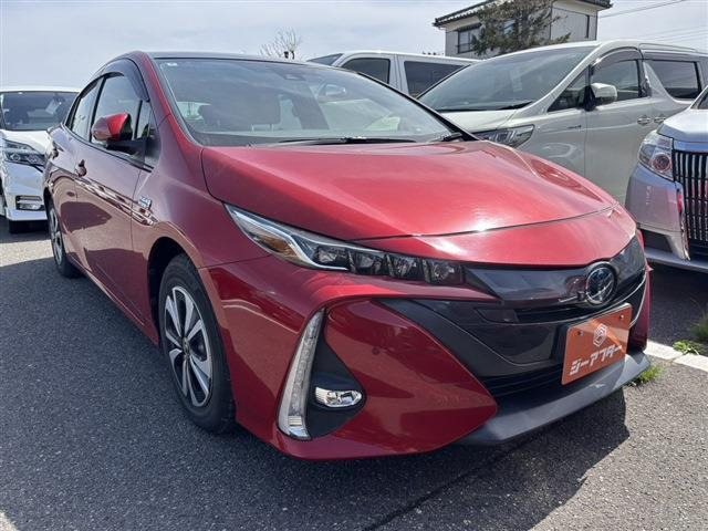 トヨタ プリウスPHV 