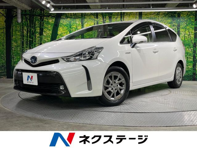 トヨタ プリウスα 