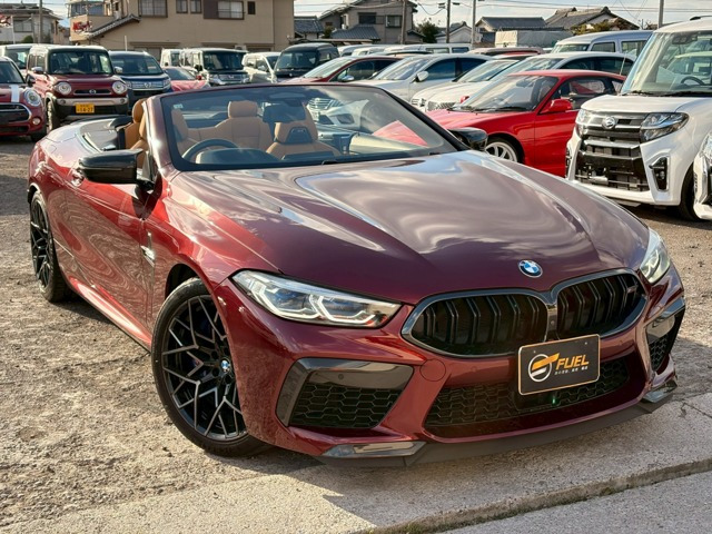 BMW M8カブリオレ 